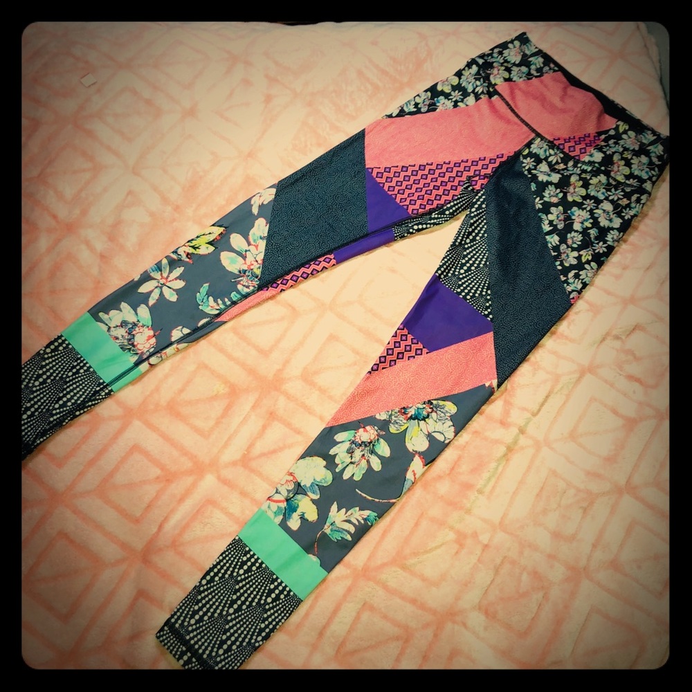 Victoria’s Secret knockout Leggings